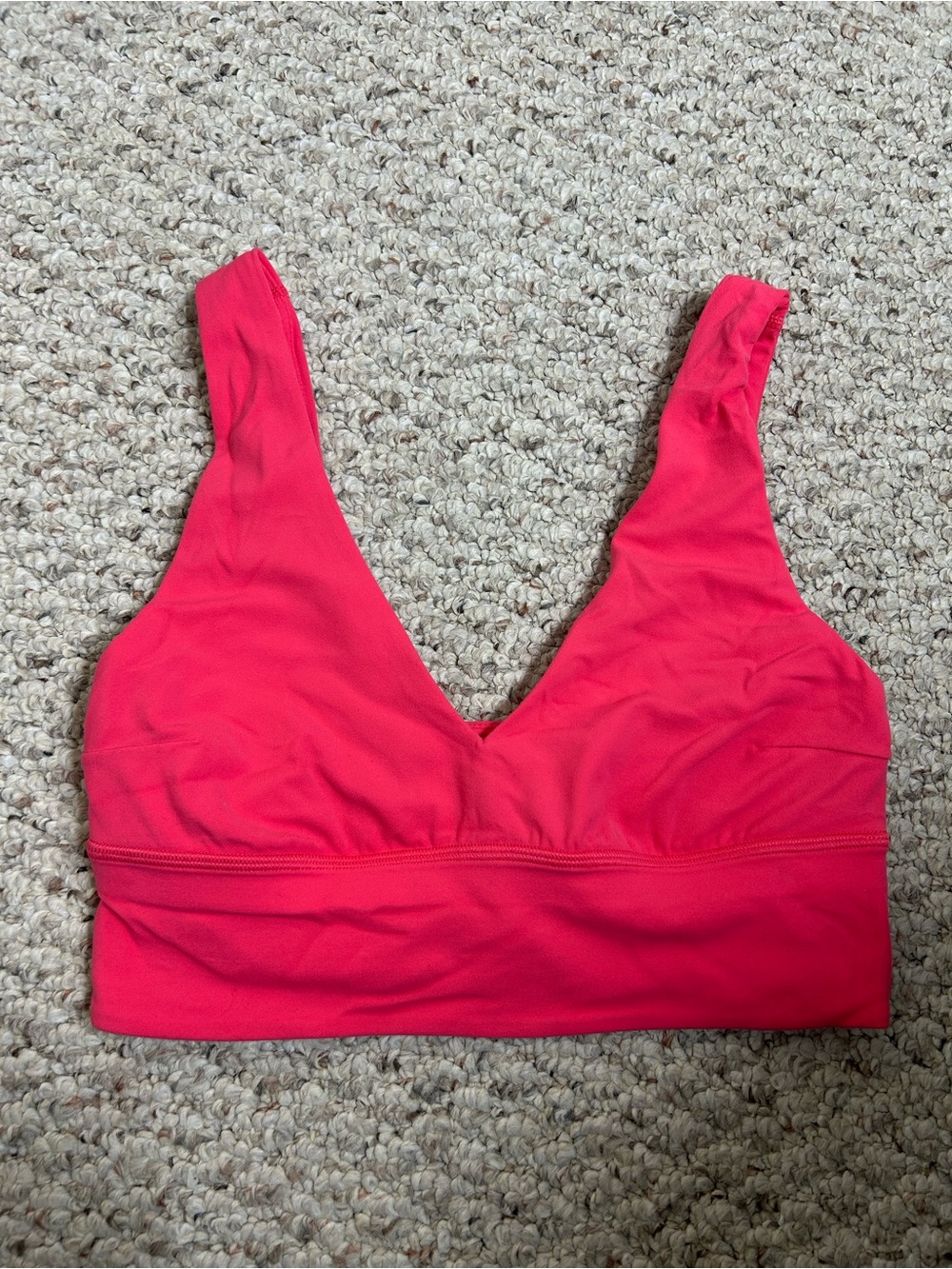 Lululemon Align V-Neck Bra Color Passionate Size 6